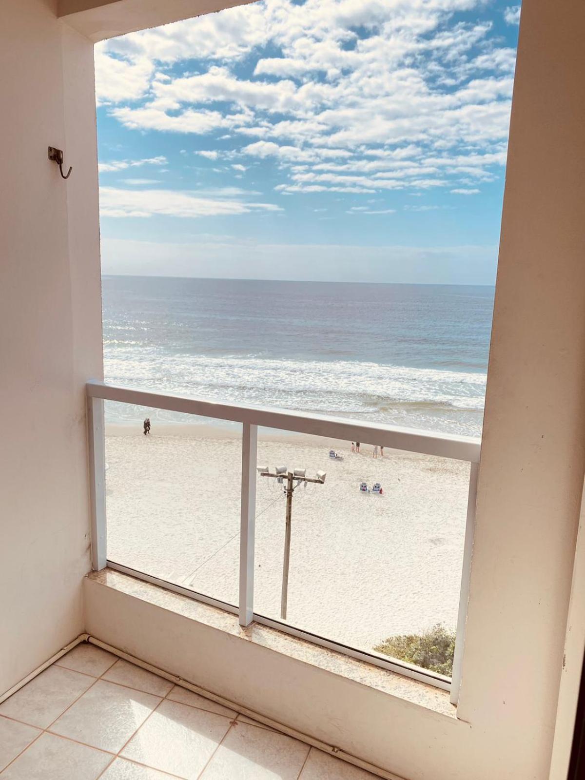 Palm Beach Apart Hotel ฟลอเรียนอโปลิส ภายนอก รูปภาพ